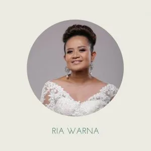 wanita - RIA WARNA